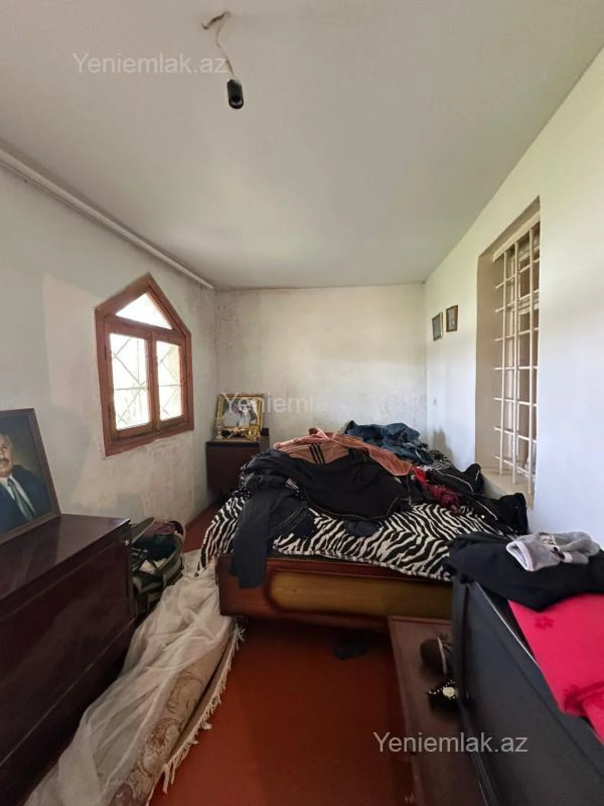 Satılır 5 otaqlı həyət evi 150 m²