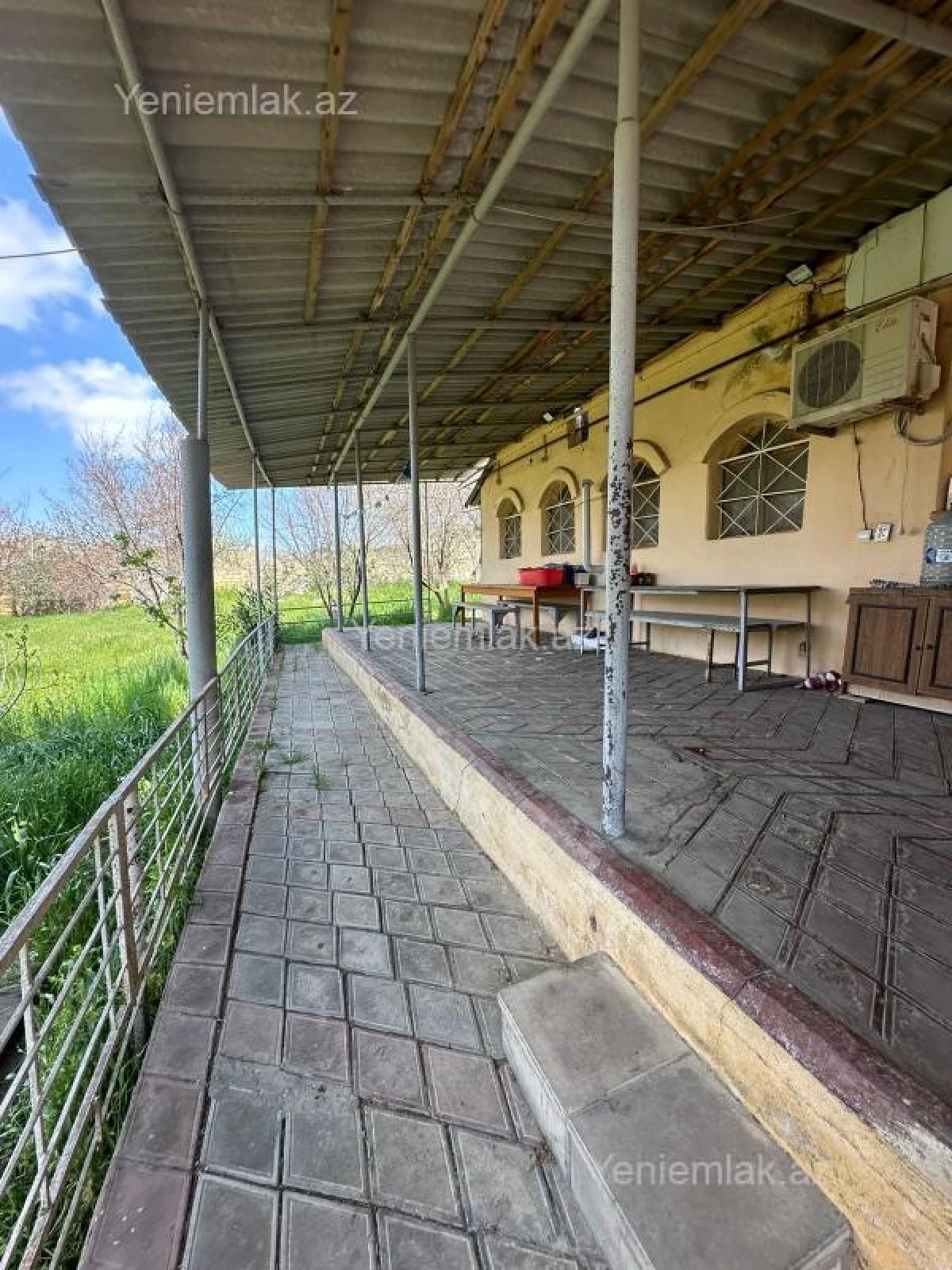 Satılır 5 otaqlı həyət evi 150 m²