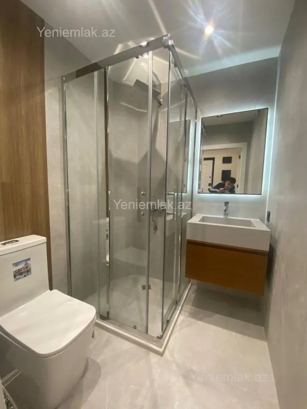 Satılır 2 otaqlı köhnə tikili 45 m²