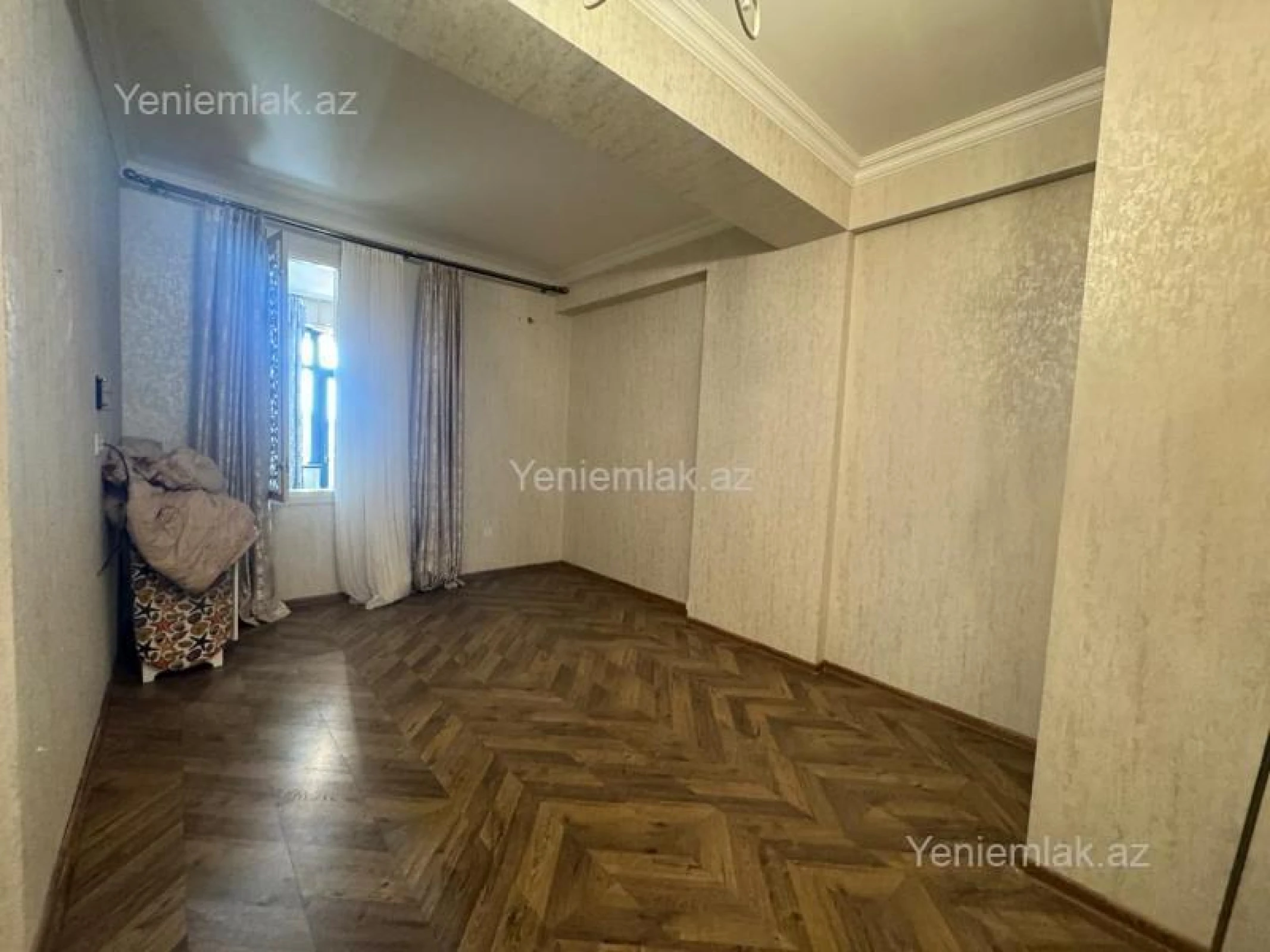 Satılır 3 otaqlı yeni tikili 90 m²