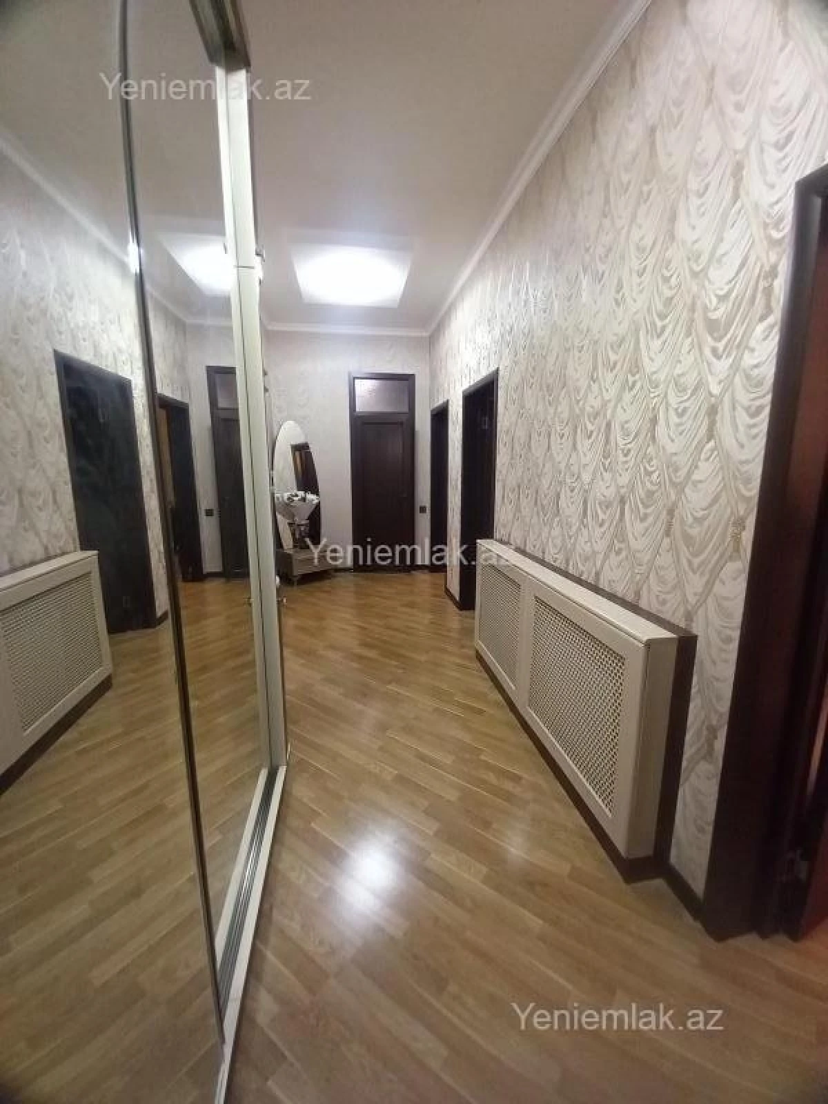 Satılır 4 otaqlı həyət evi 135 m²