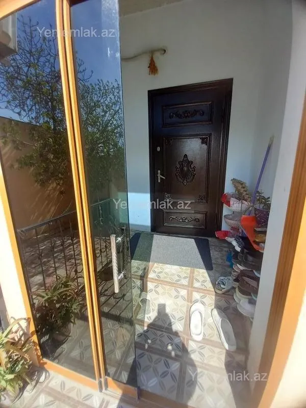 Satılır 4 otaqlı həyət evi 135 m²