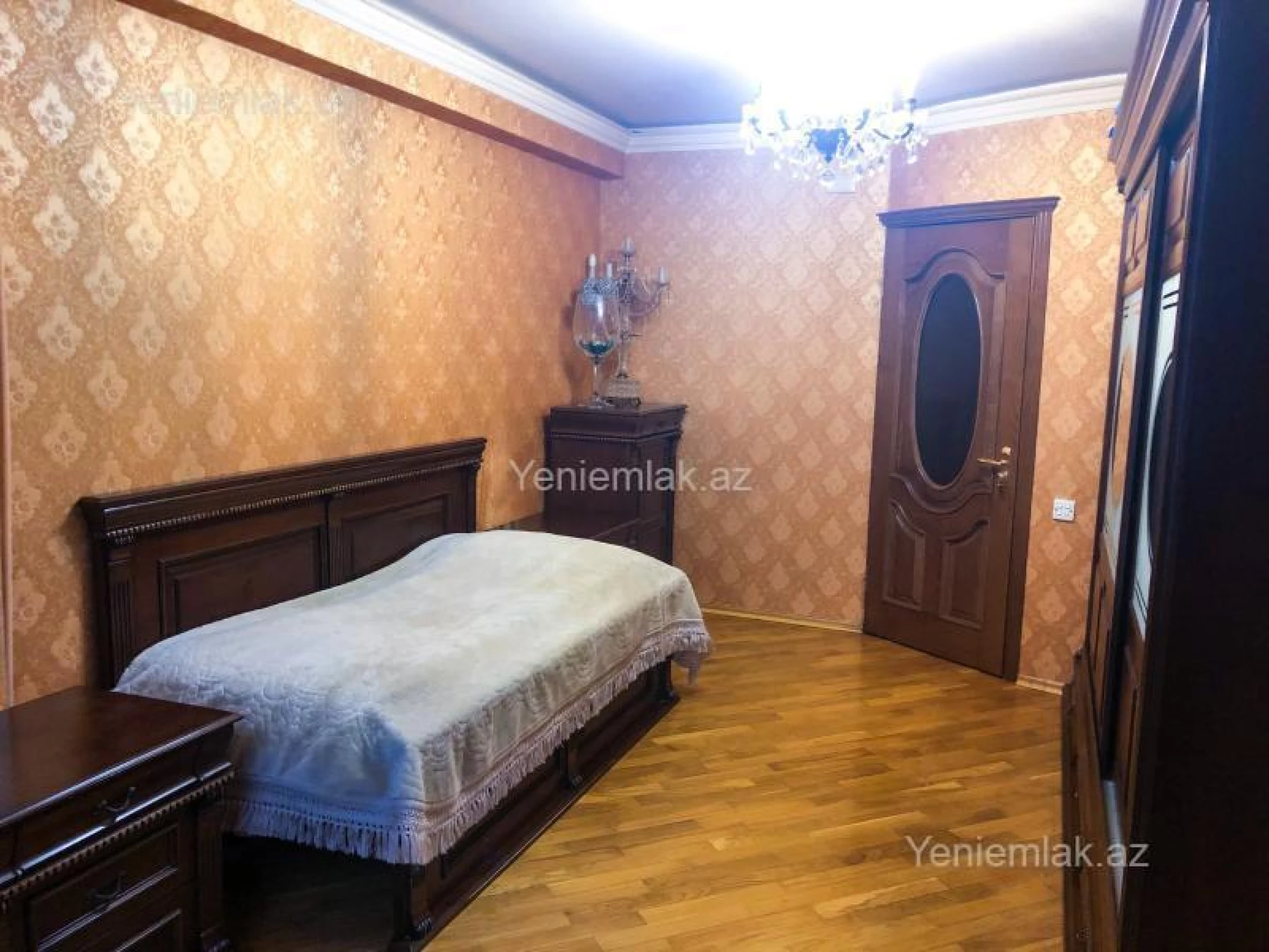 Satılır 3 otaqlı köhnə tikili 105 m²