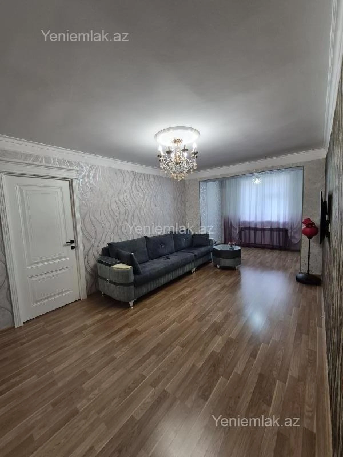 Satılır 2 otaqlı köhnə tikili 52 m²