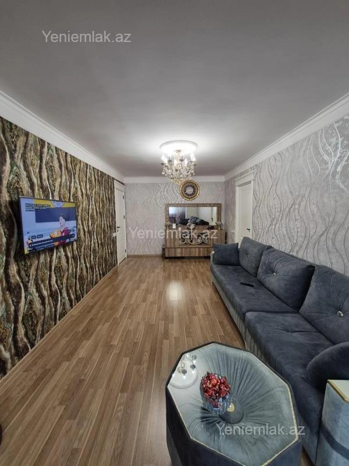 Satılır 2 otaqlı köhnə tikili 52 m²
