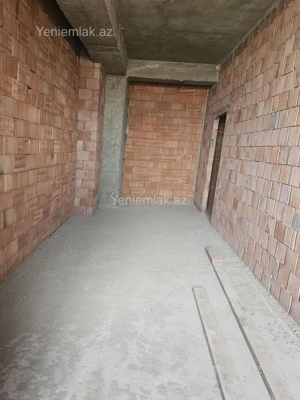 Satılır 2 otaqlı yeni tikili 72 m²