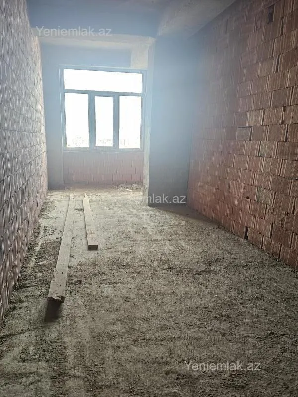 Satılır 2 otaqlı yeni tikili 72 m²