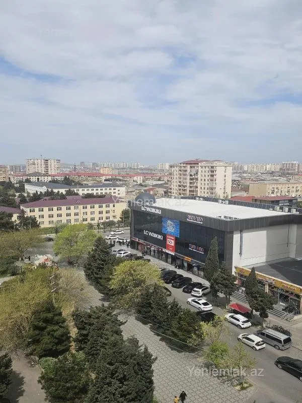 Satılır 2 otaqlı yeni tikili 72 m²