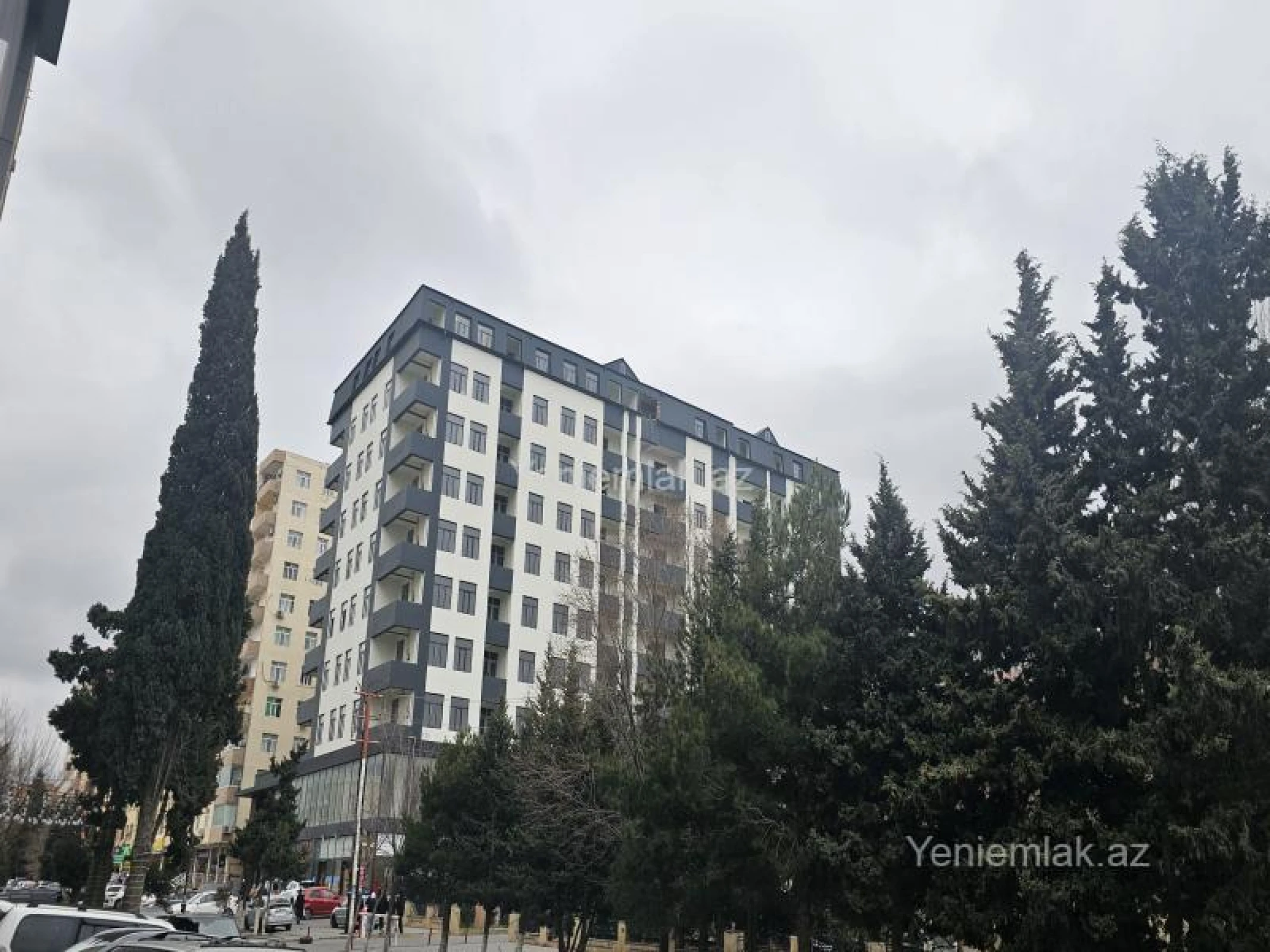 Satılır 2 otaqlı yeni tikili 72 m²