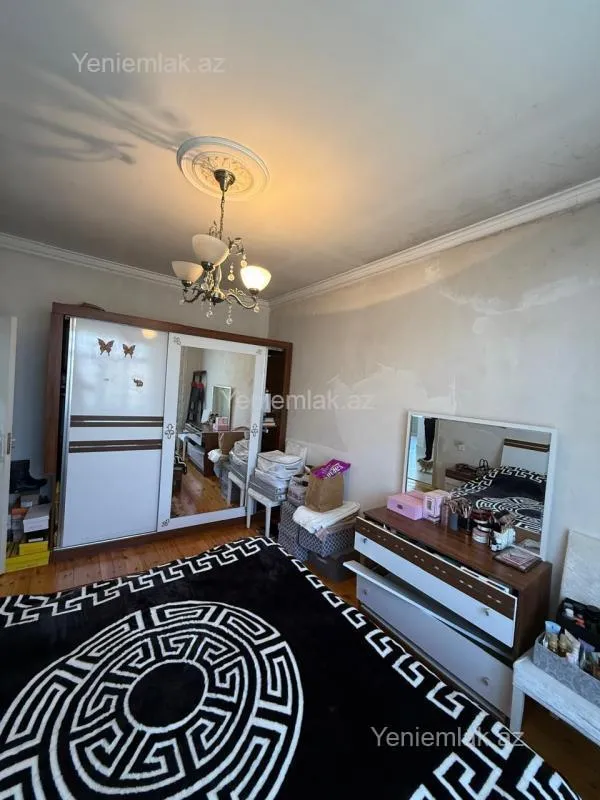 Satılır 3 otaqlı həyət evi 100 m²