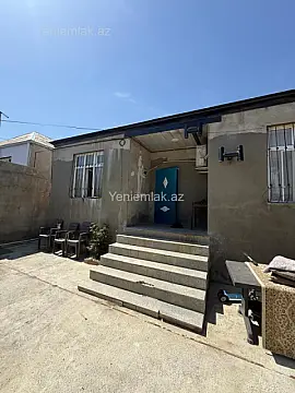 Satılır 3 otaqlı həyət evi 100 m²
