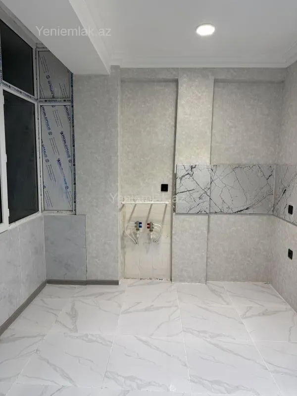 Satılır 3 otaqlı yeni tikili 83 m²