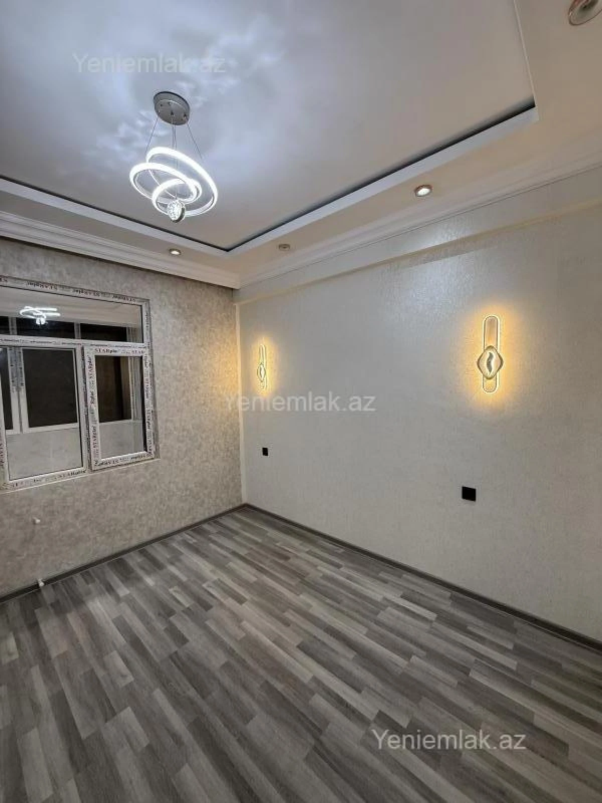 Satılır 3 otaqlı yeni tikili 83 m²