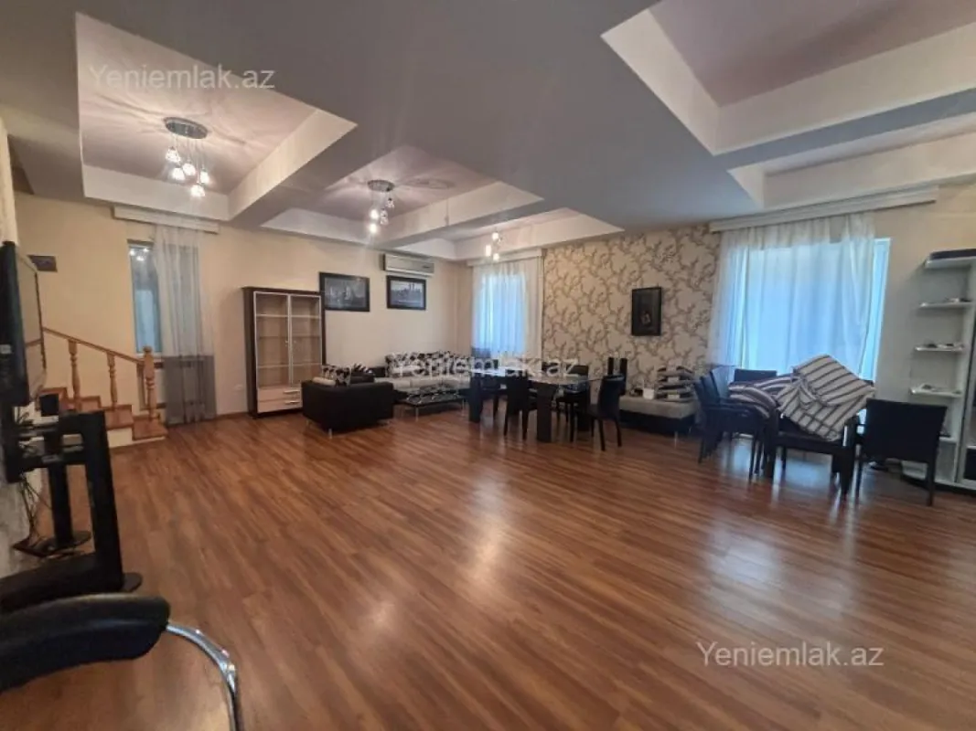 Satılır 4 otaqlı həyət evi 190 m²