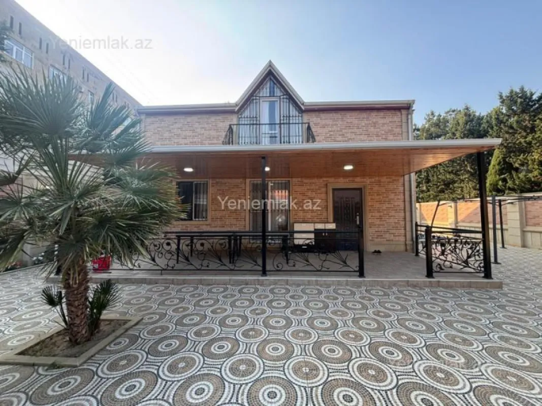 Satılır 4 otaqlı həyət evi 190 m²