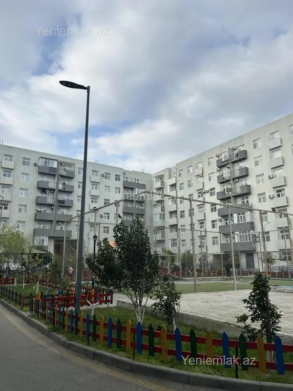 Satılır 1 otaqlı yeni tikili 40 m²