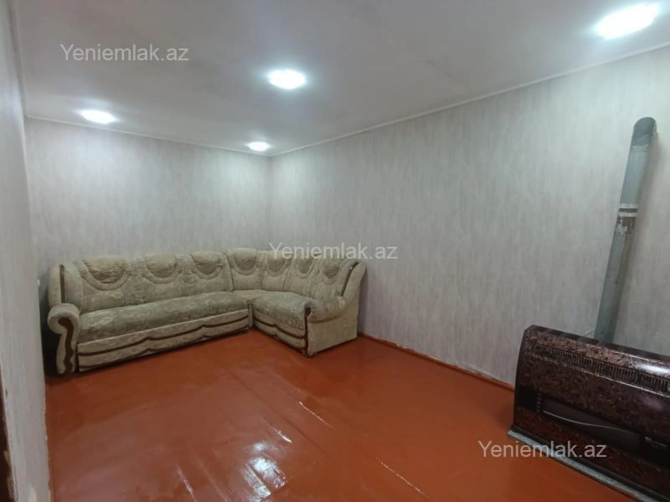 Satılır 2 otaqlı həyət evi 80 m²