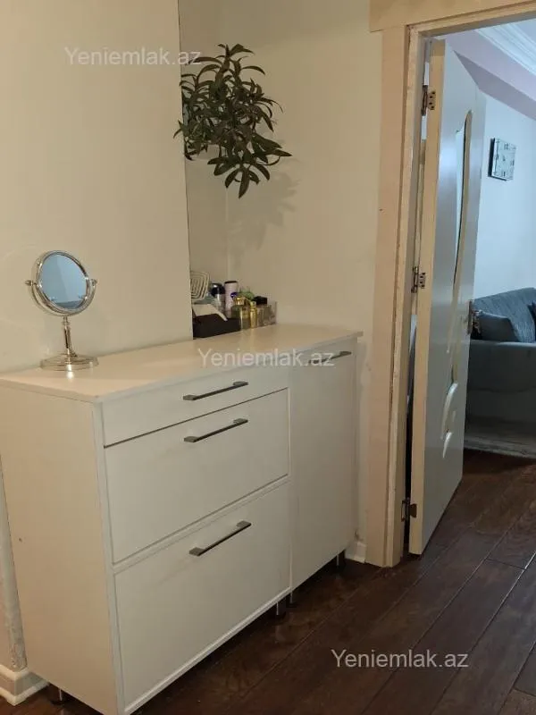 Satılır 2 otaqlı yeni tikili 78 m²