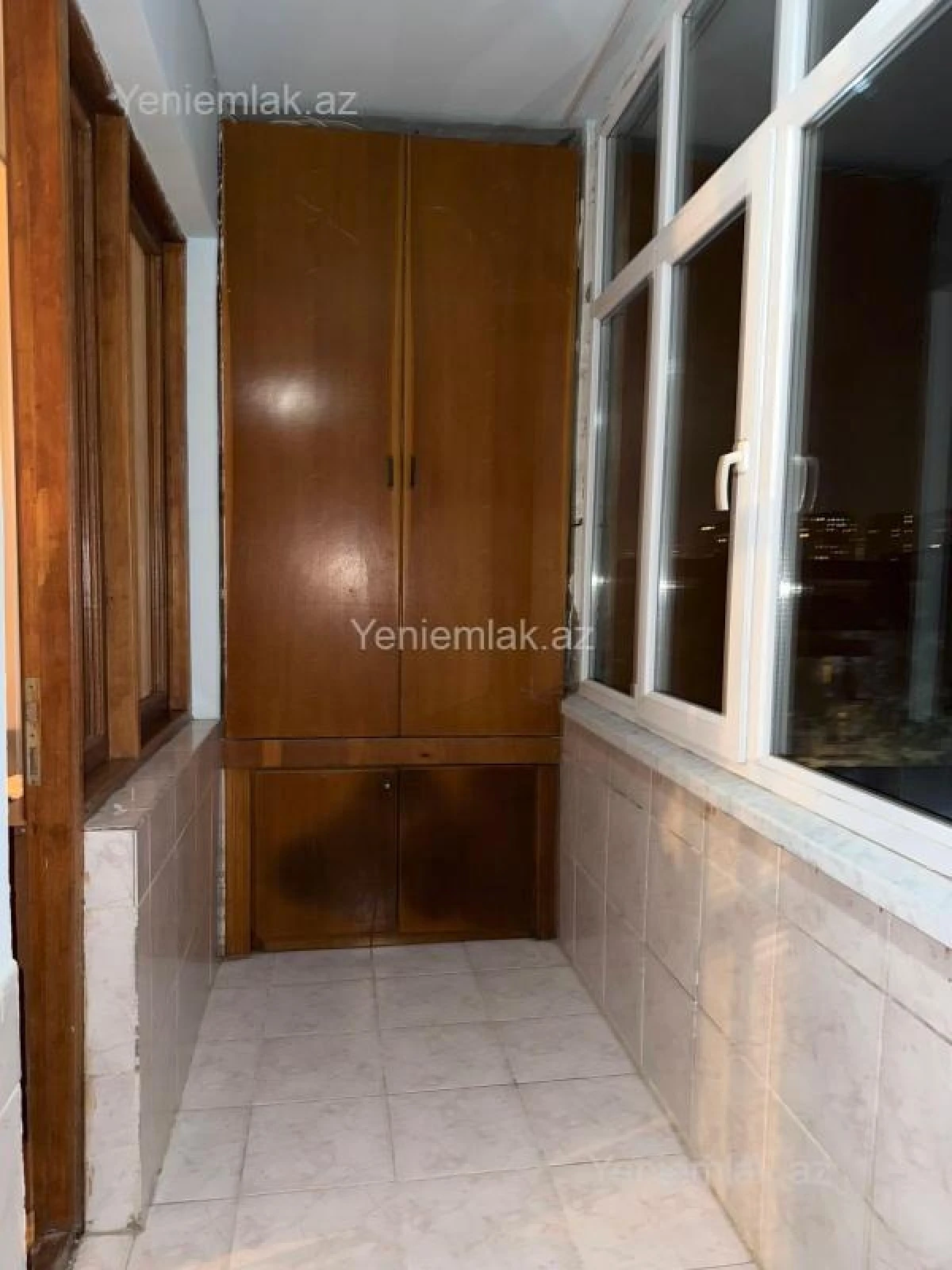 Satılır 5 otaqlı köhnə tikili 170 m²