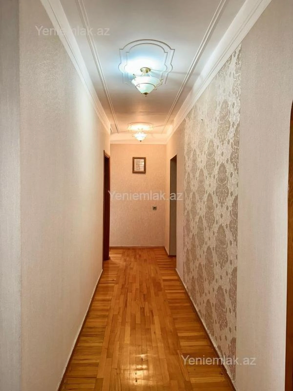 Satılır 5 otaqlı köhnə tikili 170 m²