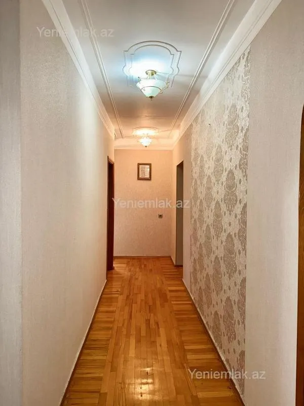 Satılır 5 otaqlı köhnə tikili 170 m²