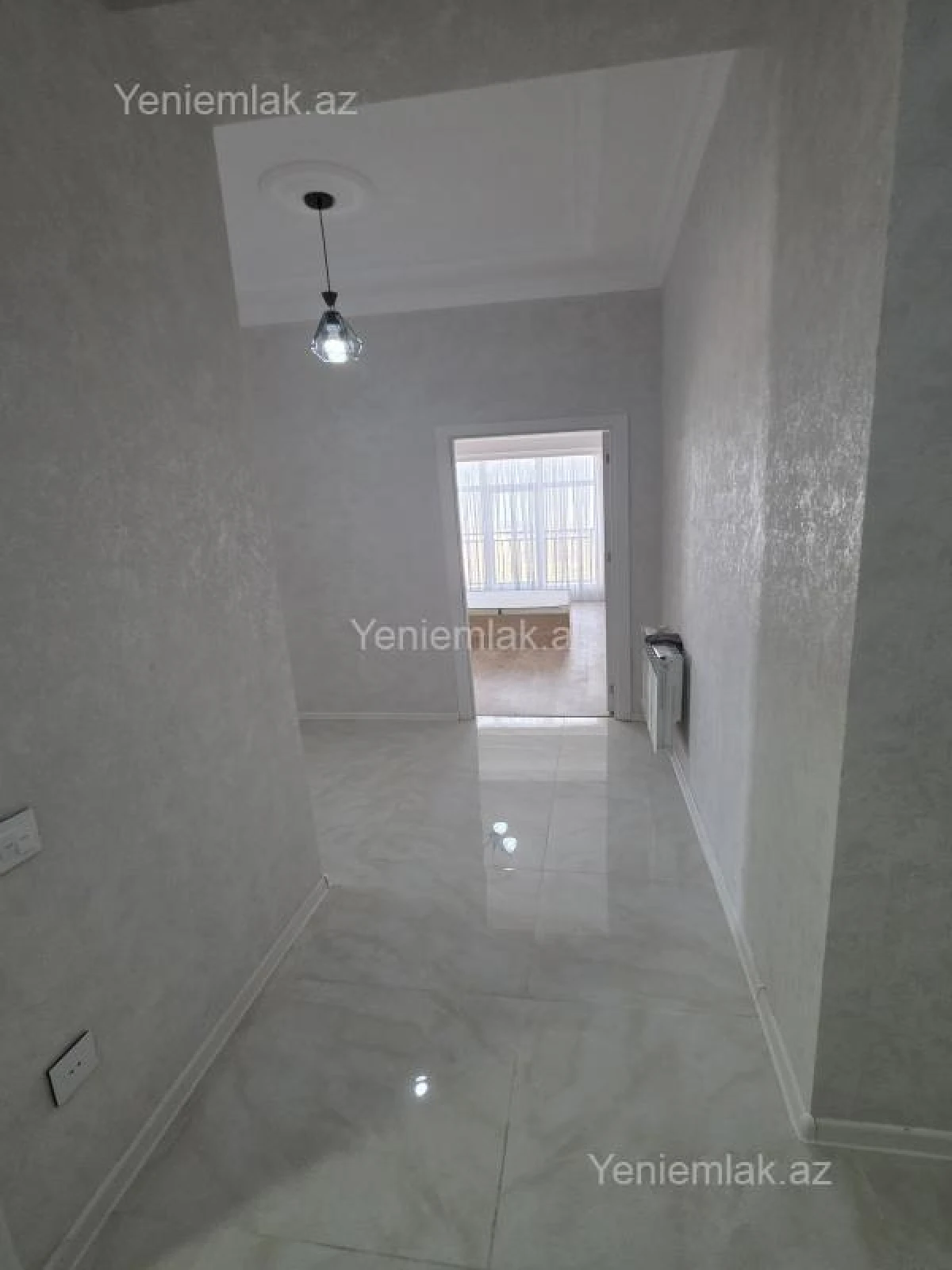 Satılır 2 otaqlı yeni tikili 93 m²