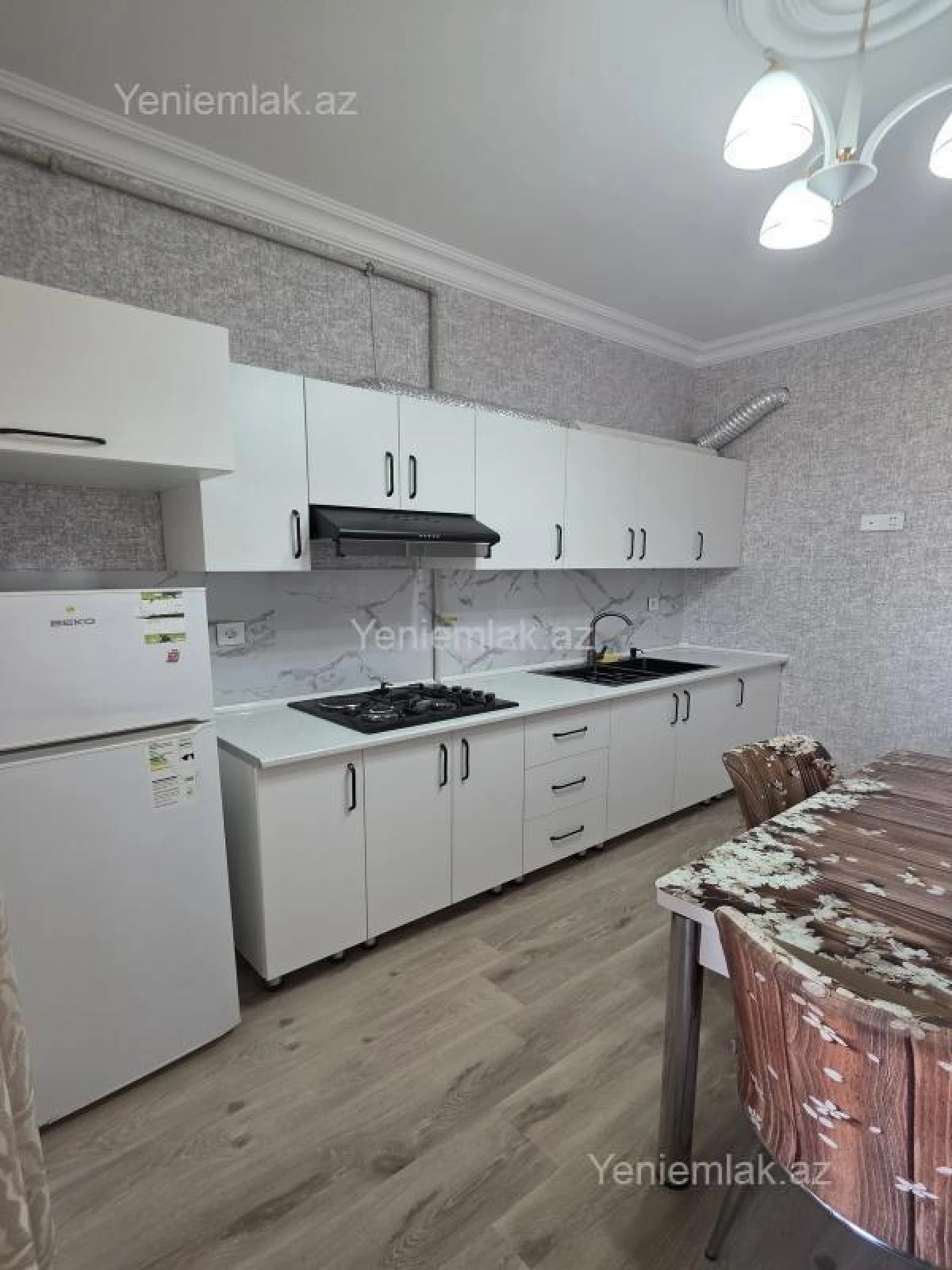 Satılır 2 otaqlı yeni tikili 93 m²