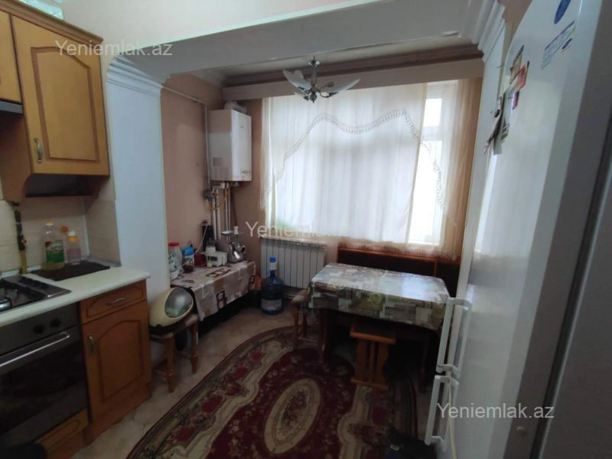 Satılır 4 otaqlı köhnə tikili 120 m²