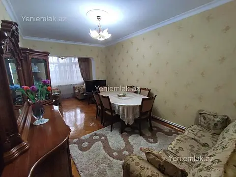 Satılır 4 otaqlı köhnə tikili 120 m² — Bakı, Nizami 4 otaq 120.00 m²