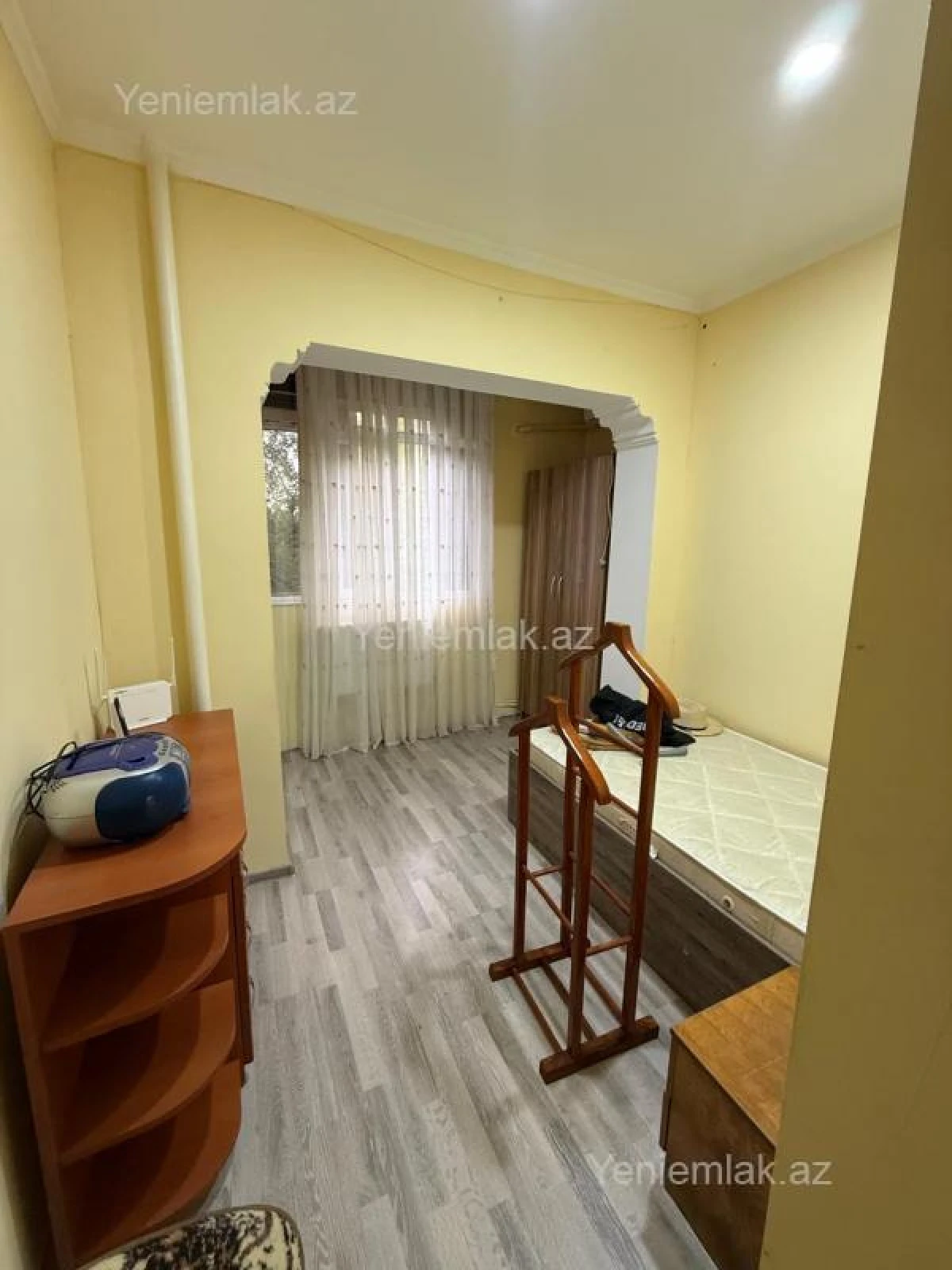Satılır 2 otaqlı köhnə tikili 45 m²