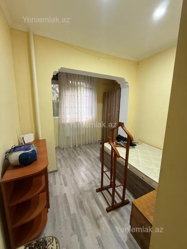 Satılır 2 otaqlı köhnə tikili 45 m²