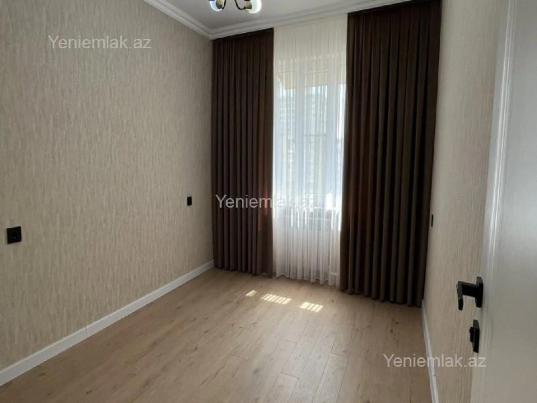 Satılır 3 otaqlı köhnə tikili 65 m²