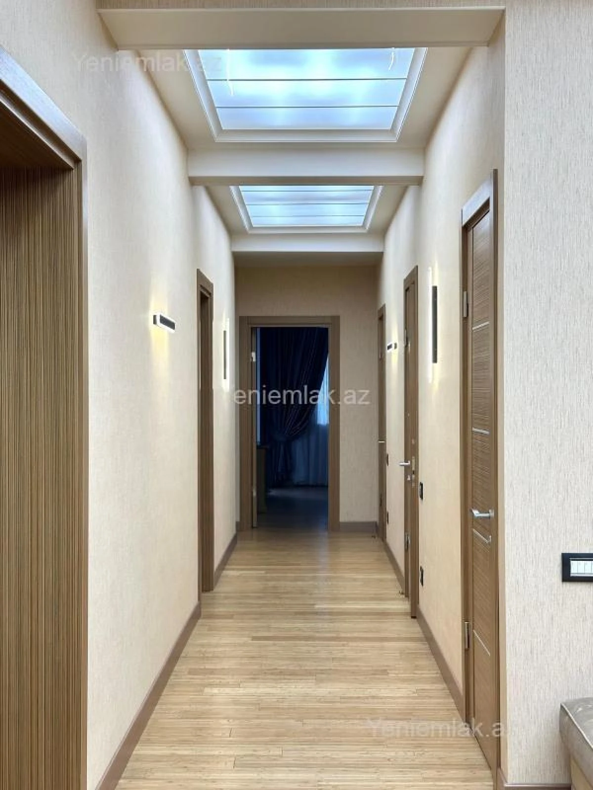 Satılır 4 otaqlı yeni tikili 180 m²