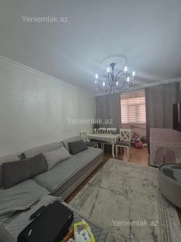 Satılır 2 otaqlı köhnə tikili 48 m²