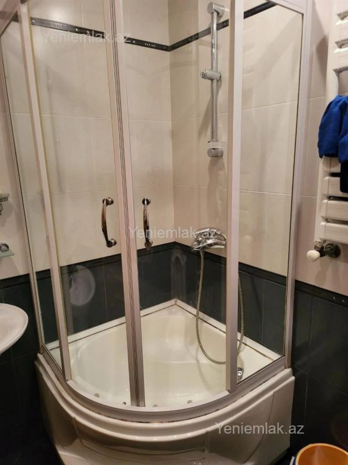 Satılır 4 otaqlı yeni tikili 195 m²