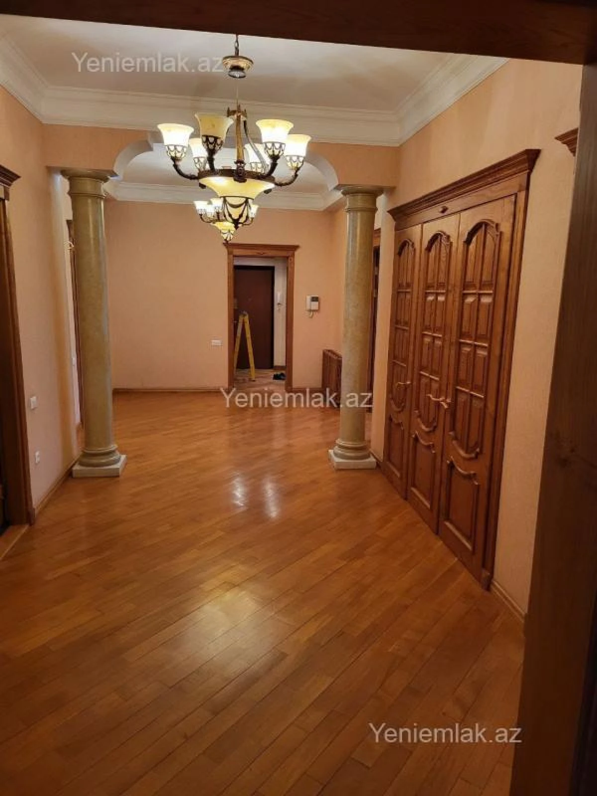 Satılır 4 otaqlı yeni tikili 195 m²