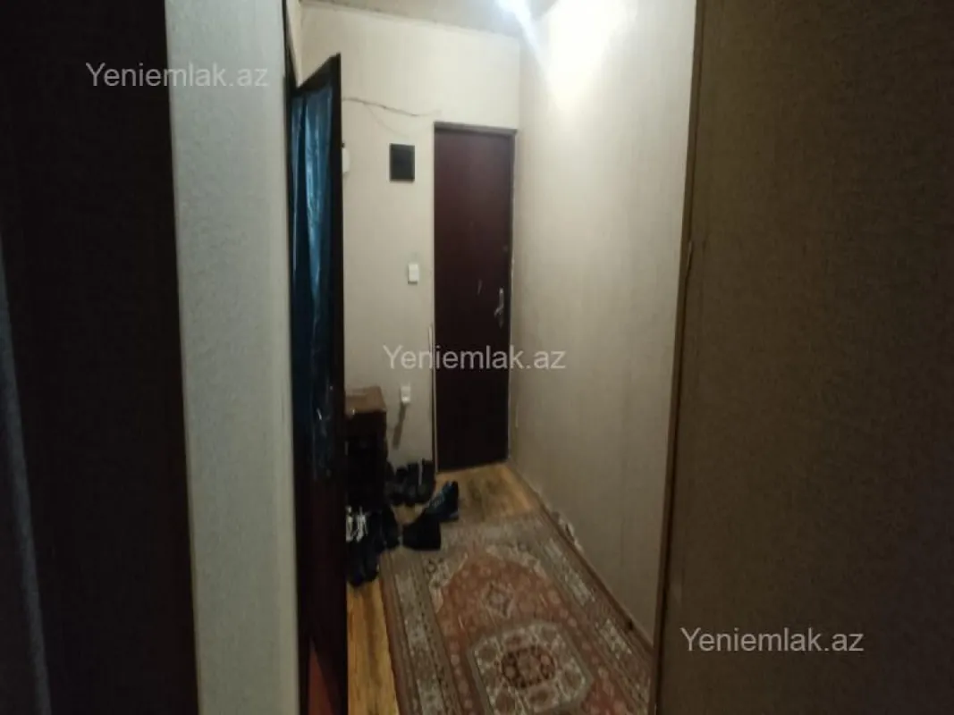 Satılır 5 otaqlı köhnə tikili 120 m²