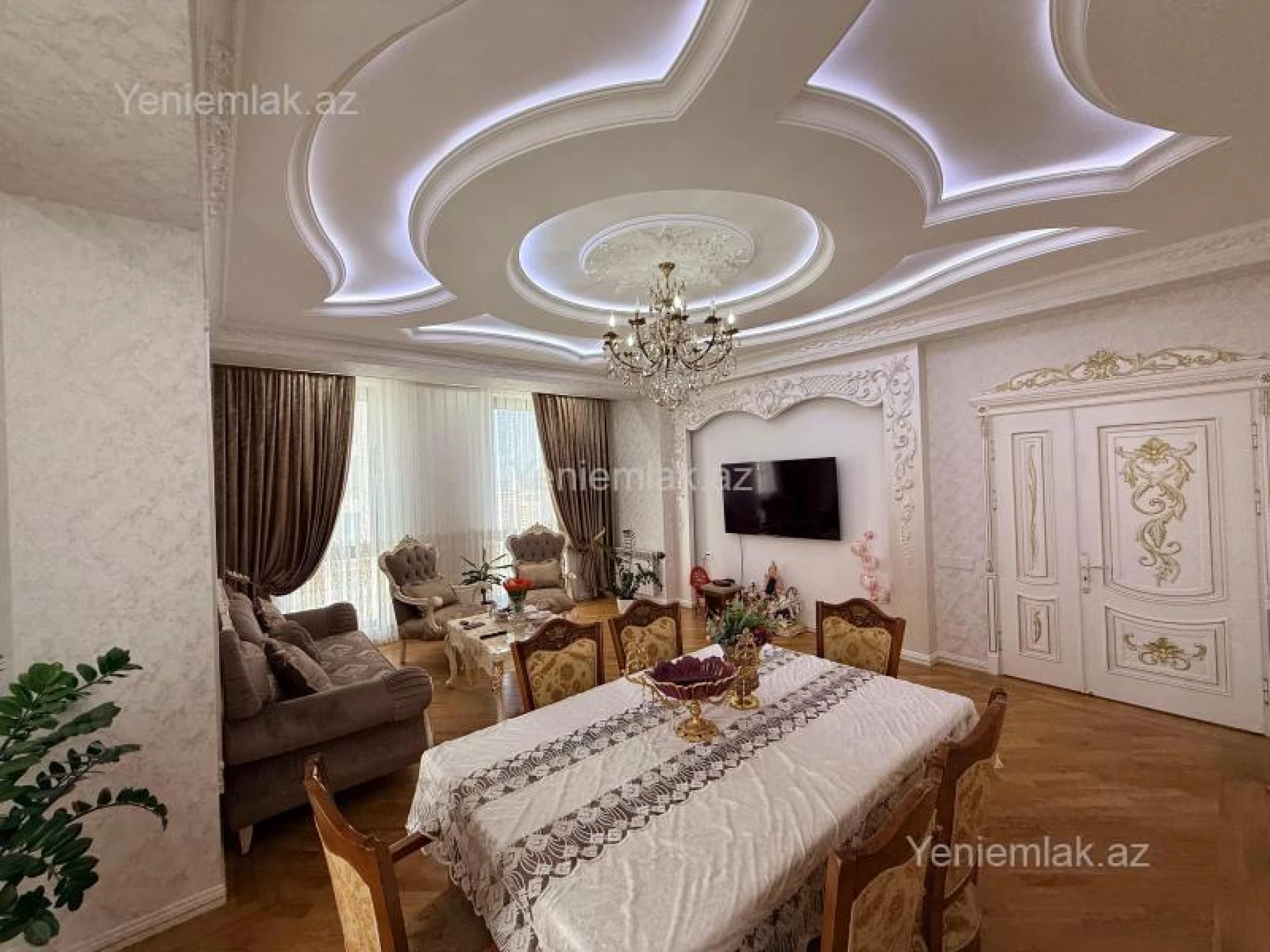 Satılır 3 otaqlı yeni tikili 142 m²