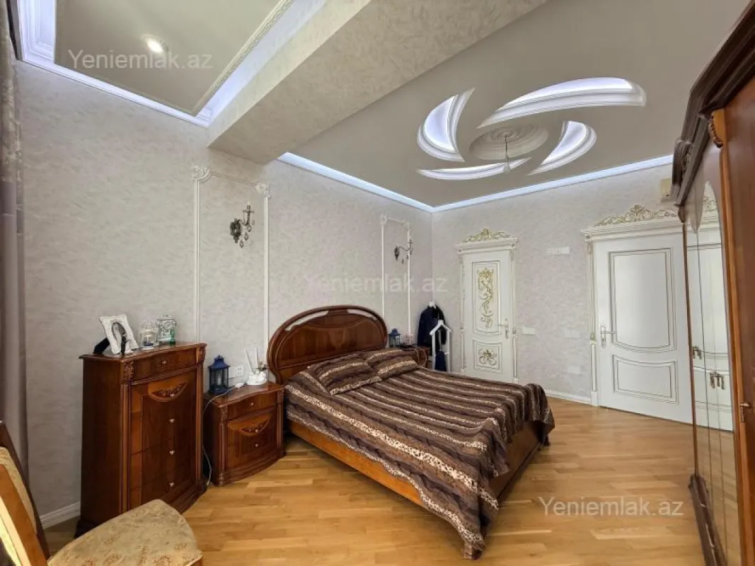 Satılır 3 otaqlı yeni tikili 142 m²