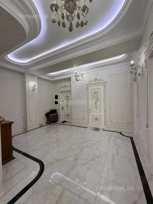 Satılır 3 otaqlı yeni tikili 142 m²