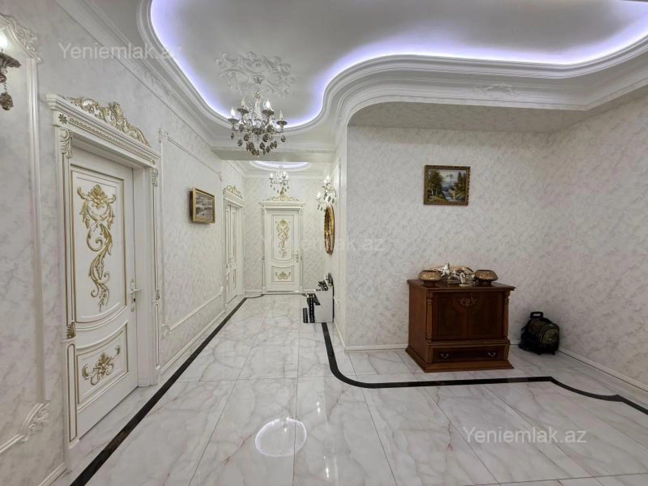 Satılır 3 otaqlı yeni tikili 142 m²