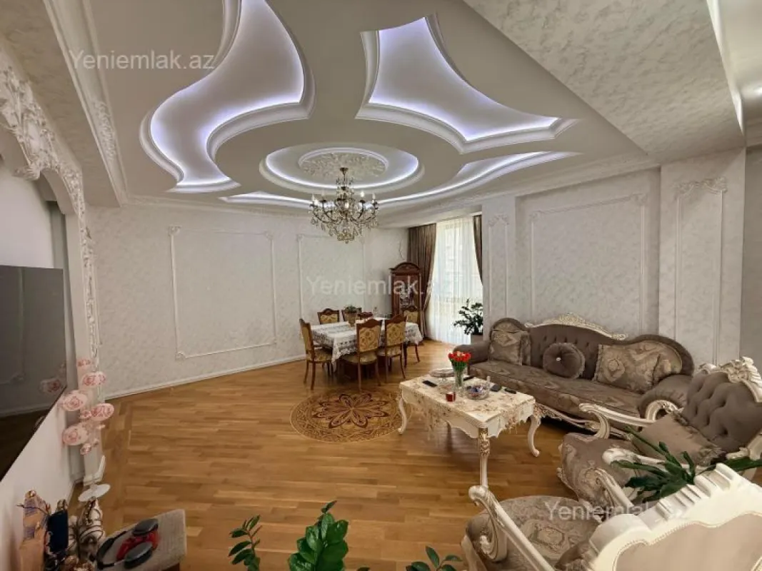 Satılır 3 otaqlı yeni tikili 142 m²