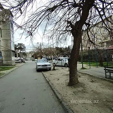 Satılır 2 otaqlı köhnə tikili 60 m²