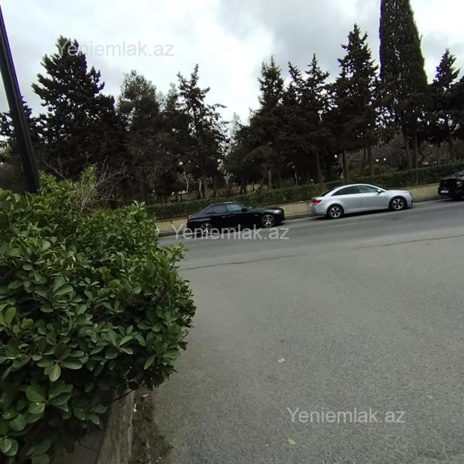 Satılır 2 otaqlı köhnə tikili 60 m²