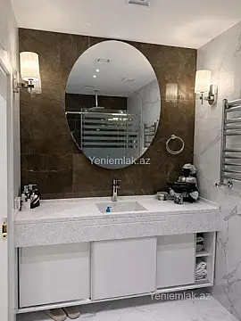 Satılır 3 otaqlı yeni tikili 130 m²