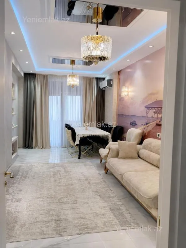 Satılır 3 otaqlı yeni tikili 130 m²