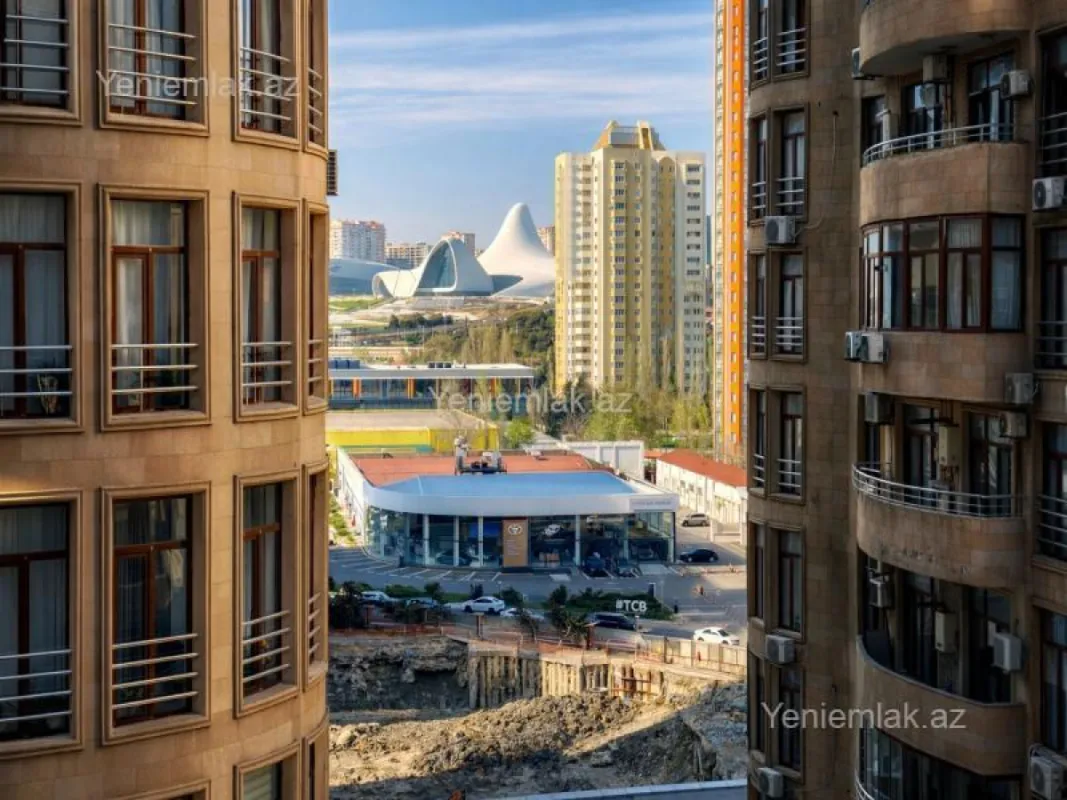 Satılır 3 otaqlı yeni tikili 160 m²