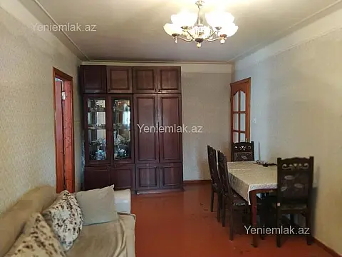 Satılır 2 otaqlı köhnə tikili 65 m²