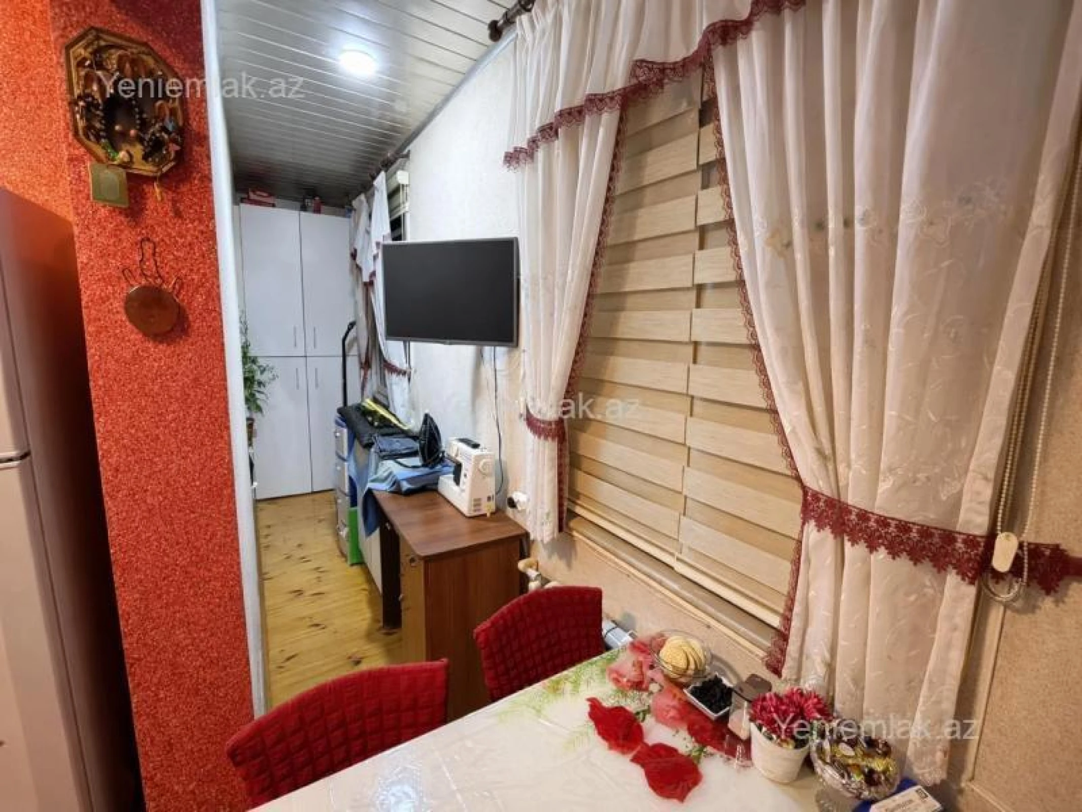 Satılır 3 otaqlı yeni tikili 80 m²