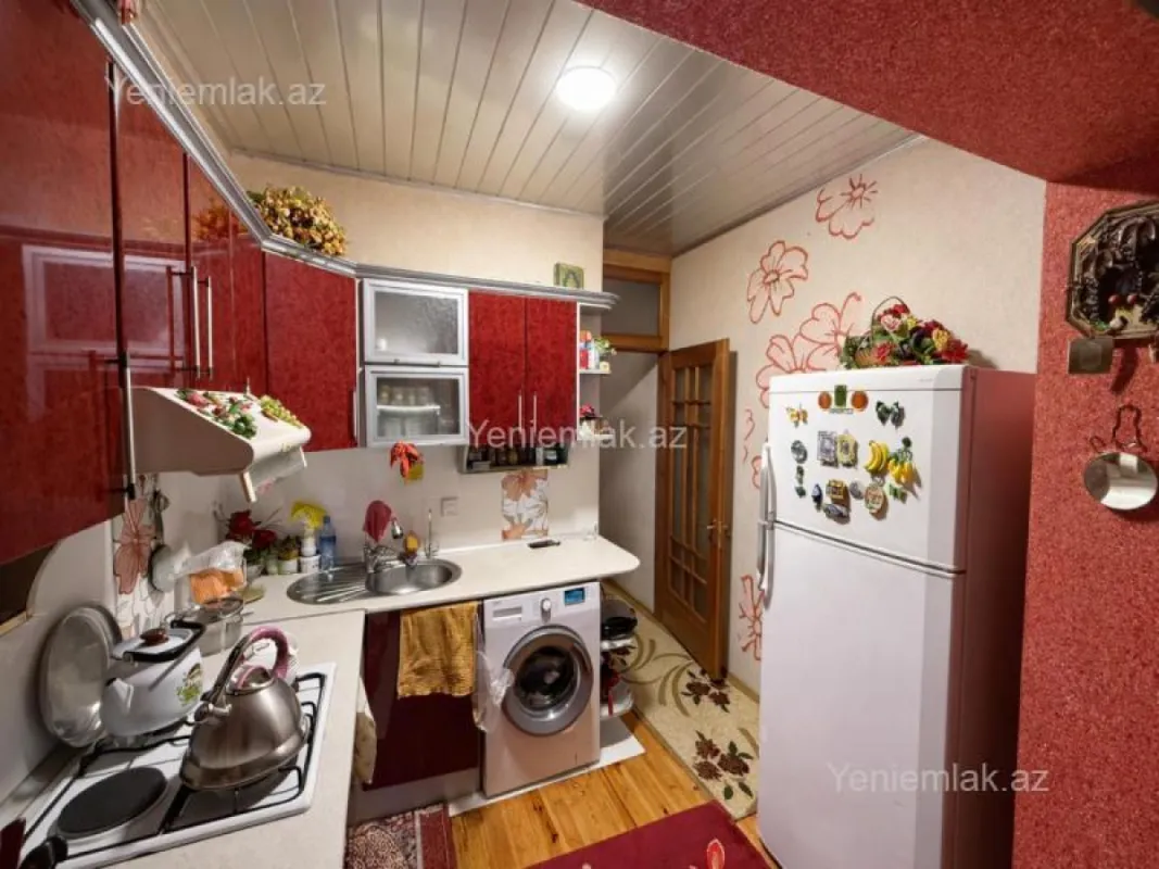 Satılır 3 otaqlı yeni tikili 80 m²